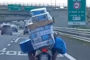 Scooter sovraccarico