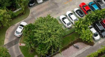Posto auto in condominio: cosa serve per chiuderlo legalmente come box